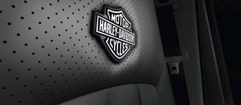 Illustration for article titled International Lonestar Harley-Davidson Special Edition: A Truck For Real Men